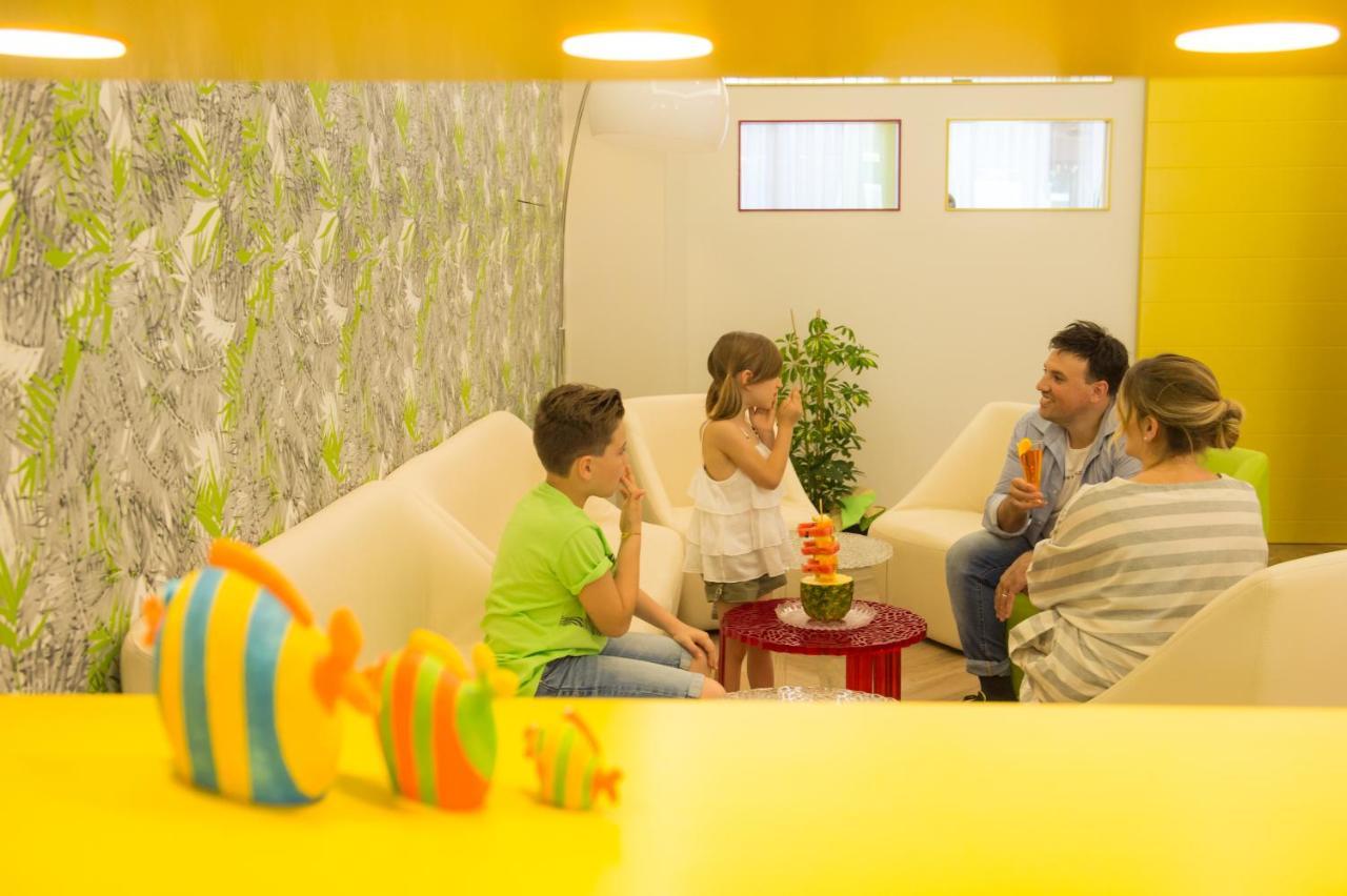 Hotel Fabrizio Ρίμινι Εξωτερικό φωτογραφία
